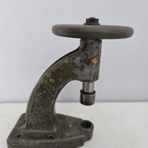 Robur Watch Glass Press